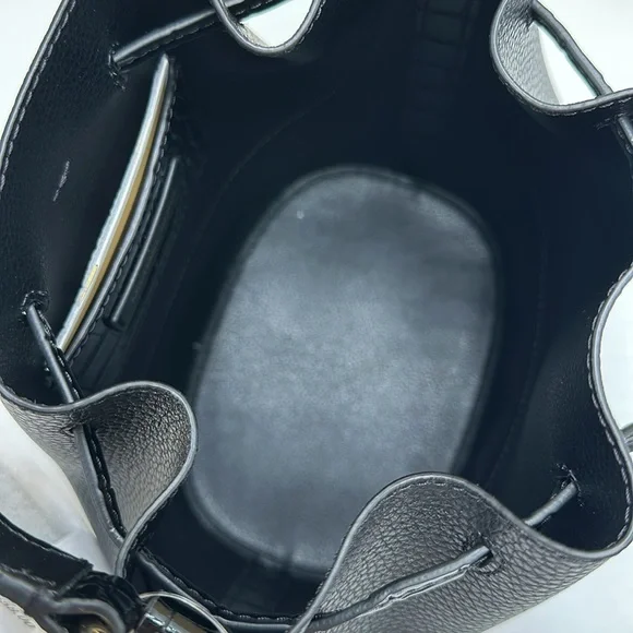 MICHAEL KORS 
Reed Medium Pebbled Leather Belted Bucket Messenger Satchel Crossb - Picture 12 of 15